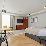 Lalka By Shortstaypoland Апартаменти *