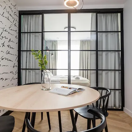 Lalka By Shortstaypoland Daire *