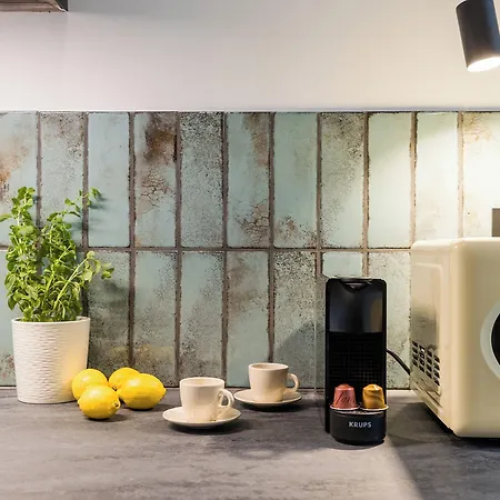 Lalka By Shortstaypoland Daire *